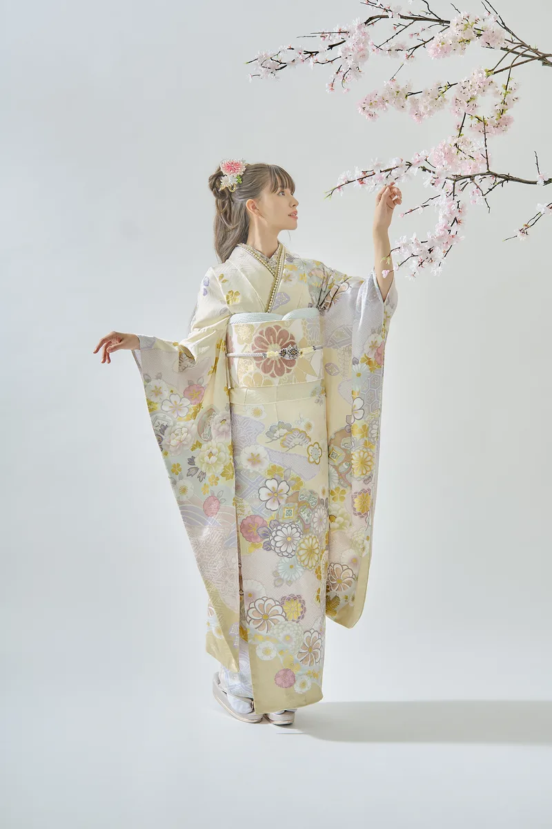 FL-E304の振袖カタログ画像
